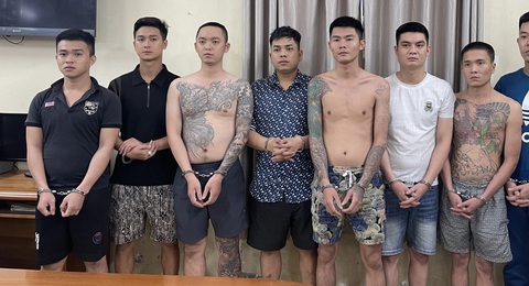 Bắt 3 nhóm tín dụng đen, chuyên đánh người thân nếu người vay không trả tiền- Ảnh 2. Nhóm của Nguyễn Kim Kỳ bị bắt - Ảnh: Công an cung cấp