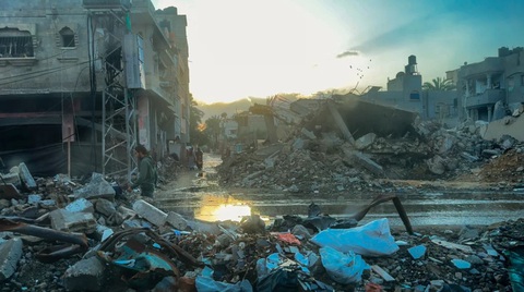 Bệnh viện dã chiến Rafah giữa đổ nát - Ảnh CNN Bệnh viện dã chiến Rafah giữa đổ nát - Ảnh: CNN