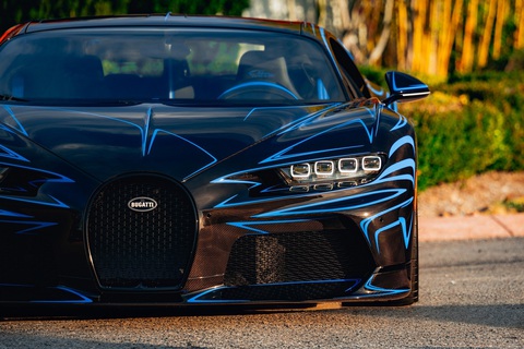 Muốn có Bugatti giống vợ, người chồng đứng hình vì chỉ đổi ngoại thất cũng mất 7 tháng- Ảnh 3. Muốn có Bugatti giống vợ, người chồng đứng hình vì chỉ đổi ngoại thất cũng mất 7 tháng- Ảnh 3.