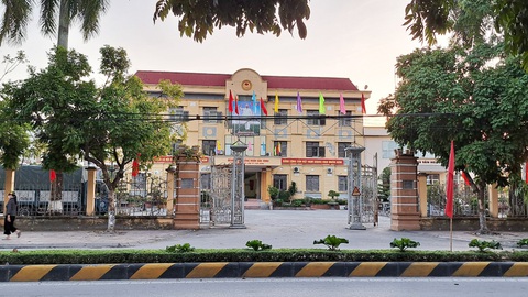Bắt cựu bí thư Đảng ủy phường TP Thái Bình tội lạm quyền- Ảnh 1. Cựu bí thư Đảng ủy phường Trần Lãm bị bắt về tội lạm quyền - Ảnh: KHÁNH LINH