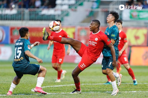 Hà Nội FC nỗ lực giành điểm trước Thể Công - Viettel- Ảnh 3. Bruno Cantanhede (số 37) là chân sút hàng đầu của Thể Công - Viettel - Ảnh: FPT PLAY
