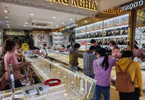 Tiệm vàng Trọng Nghĩa mang đến nhiều món trang sức vàng độc đáo, đẹp mắt- Ảnh 1. Tiệm vàng Trọng Nghĩa mang đến nhiều món trang sức vàng độc đáo, đẹp mắt- Ảnh 1.