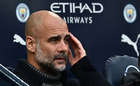 Pep Guardiola thừa nhận Man City xứng đáng mất điểm- Ảnh 1. Pep Guardiola tỏ vẻ thất vọng khi Man City bị Crystal Palace cầm hòa - Ảnh: MB MEDIA
