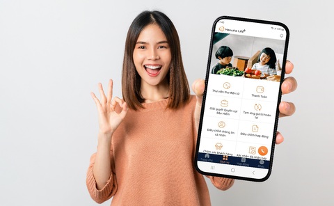 Ra mắt ứng dụng Hanwha Life+, phiên bản nâng cấp nhiều tiện ích mới- Ảnh 2. Với Hanwha Life+, tác vụ được tinh giản, hồ sơ nộp trực tuyến mọi lúc mọi nơi, quy trình xử lý tự động, dễ dàng, thuận tiện và giảm thời gian chờ, gia tăng trải nghiệm hài lòng cho người dùng. Ước tính 60% yêu cầu thay đổi thông tin hợp đồng, 95% yêu cầu giải quyết quyền lợi bảo hiểm có thể nộp trực tuyến với thời gian xử lý nhanh chóng. Thậm chí sẽ có 8 loại yêu cầu điều chỉnh liên quan đến hợp đồng và 10% hồ sơ yêu cầu giải quyết quyền lợi nằm viện xử lý tự động trong 3-5 phút.