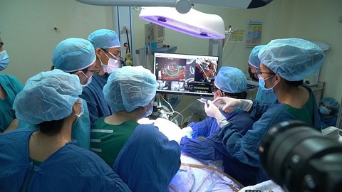 Dự án tâm huyết của TS.BS Võ Văn Nhân- Ảnh 3. Ứng dụng kỹ thuật số trong điều trị giúp tăng độ an toàn, chính xác và hiệu quả - Ảnh: M.T