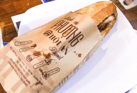 Đến Hội An, tôi sẽ vẫn mua bánh mì Phượng- Ảnh 1. Bánh mì Phượng - Ảnh: TRƯỜNG TRUNG