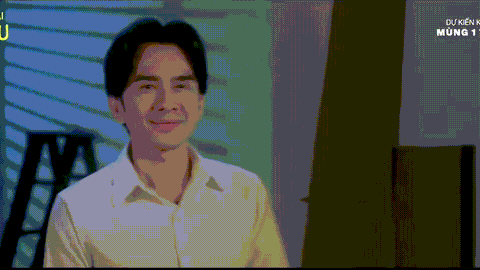 Đan Trường xuất hiện 'lãng xẹt' trong phim Tết có Diệu Nhi, Anh Tú- Ảnh 1. Phân cảnh ca sĩ Đan Trường xuất hiện cúi đầu chào
