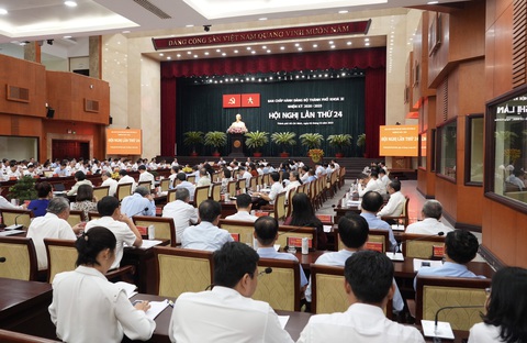 TP.HCM có 156.302 người nộp hồ sơ hưởng trợ cấp thất nghiệp- Ảnh 1. Toàn cảnh hội nghị chiều 2-12 - Ảnh: HỮU HẠNH