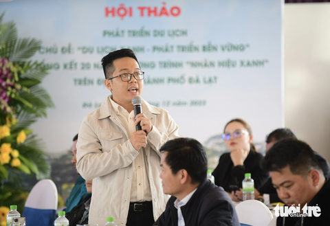 Giải nhất hiến kế: Đi tìm thương hiệu cho Đà Lạt - thành phố của cảm hứng sống- Ảnh 4. Tác giả Phan Khương, một người con của Đà Lạt đang làm việc tại TP.HCM, đoạt giải nhất "Hiến kế phát triển du lịch Đà Lạt bền vững" - Ảnh: QUANG ĐỊNH