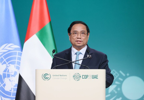 Việt Nam có nhiều thành công cần được nhân rộng trong ứng phó biến đổi khí hậu- Ảnh 1. Thủ tướng phát biểu tại Hội nghị COP28 - Ảnh: D.GIANG