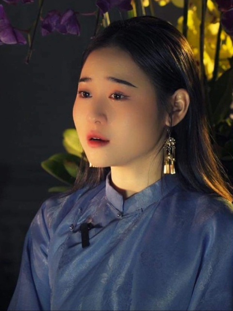 Với nghệ sĩ Hoàng Yến đây là cơ hội lớn khi được vào vai diễn có tầm vóc bên cạnh các nghệ sĩ tên tuổi, kinh nghiệm - Ảnh: Sân khấu Hồng Vân Với nghệ sĩ Hoàng Yến, đây là cơ hội lớn khi được vào vai diễn có tầm vóc bên cạnh các nghệ sĩ tên tuổi, kinh nghiệm - Ảnh: Sân khấu Hồng Vân