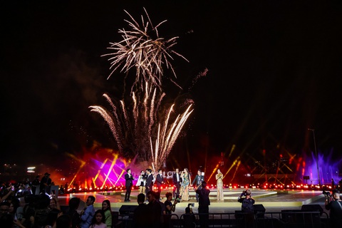 Đến The Global City tham dự lễ hội Countdown ngắm pháo hoa mừng năm mới- Ảnh 1. Đây là năm thứ 2 The Global City tổ chức sự kiện chào năm mới 2024 với quy mô lớn, dự kiến chào đón hơn 50.000 người tham dự.