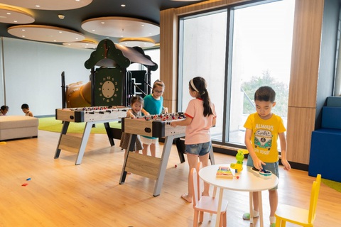 Masterise Homes liên tiếp bàn giao loạt dự án với hàng nghìn căn hộ- Ảnh 3. Cuộc sống mới tiện nghi từ bên trong đến bên ngoài tòa nhà đã hoàn thiện tại Masteri West Heights.