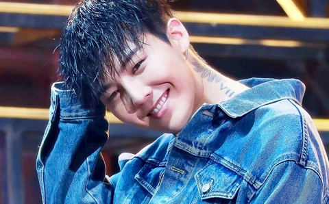 Nam ca sĩ G-Dragon Nam ca sĩ G-Dragon được dự đoán sẽ tái xuất vào tháng 8 năm nay