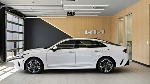 Kia bán chạy kỷ lục, định gom doanh số 2023 sang 2024 nhưng bất thành- Ảnh 1. Kia Canada đang quá thành công nên muốn "để dành" một phần doanh số năm 2023 sang 2024 nhưng lập tức bị lộ - Ảnh: Motor1
