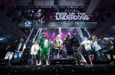 Dàn rapper đình đám đổ bộ mini show của B Ray- Ảnh 7. Dù hành trình Rap Việt đã kết thúc, B Ray và những thí sinh trong team vẫn luôn giữ được mối quan hệ rất tốt đẹp và được nhiều người ngưỡng mộ.
