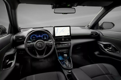 Toyota Yaris Cross sắp bỏ hết bản chạy xăng, chỉ còn hybrid- Ảnh 2. Yaris Cross quốc tế vừa được nâng cấp nhẹ trong năm 2023 với một số cập nhật về trang bị và công nghệ nhỏ - Ảnh: Toyota
