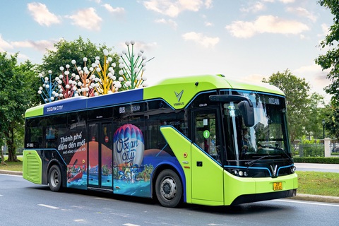 Khai trương quần thể Mega Grand World Hà Nội- Ảnh 7. Các tuyến Vinbus tiện lợi tại Mega Grand World Hà Nội. Ảnh: Đ.H