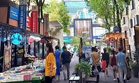 Hội sách Giáng sinh đang diễn ra tại Đường sách Nguyễn Văn Bình - Ảnh: Đường sách TP.HCM Hội sách Giáng sinh đang diễn ra tại Đường sách Nguyễn Văn Bình - Ảnh: Đường sách TP.HCM