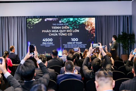Đến The Global City tham dự lễ hội Countdown ngắm pháo hoa mừng năm mới- Ảnh 2. Những thông tin đầu tiên của "Luxury Countdown Party 2024" đã được công bố chiều 18-12-2023.