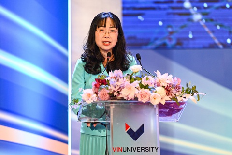 GS Võ Tòng Xuân: Tôi muốn làm sao để người nông dân Việt Nam giàu hơn- Ảnh 2. Chủ tịch ĐH VinUni Lê Mai Lan - Ảnh: HỒNG QUANG