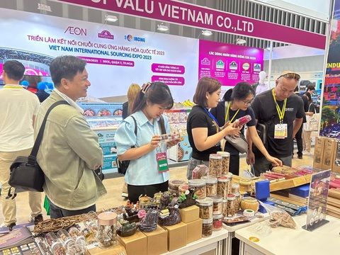 Sở Công Thương TP Đà Nẵng: đẩy mạnh xúc tiến thương mại để tìm thị trường- Ảnh 4. Sản phẩm doanh nghiệp TP Đà Nẵng tham gia các hội chợ, triển lãm được người tiêu dùng đón nhận - Ảnh: SCT.ĐN