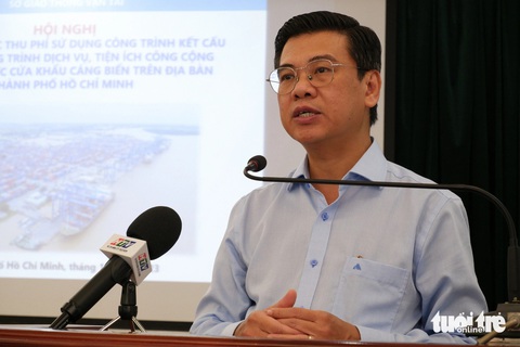 Sau 20 tháng, TP.HCM thu phí hạ tầng cảng biển gần 3.800 tỉ đồng- Ảnh 1. Ông Nguyễn Văn Dũng - phó chủ tịch UBND TP.HCM - phát biểu tại hội nghị - Ảnh: THU DUNG