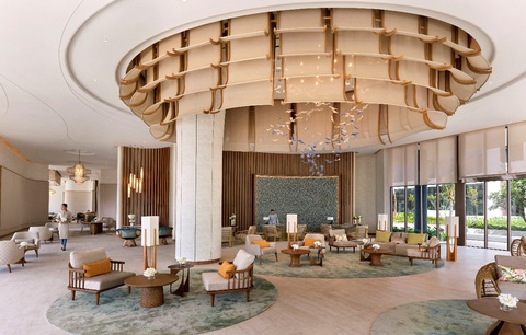 Gran Meliá Nha Trang đoạt giải 'Best Luxury Lifestyle Resort of the year'- Ảnh 2. Gran Meliá Nha Trang mang đến trải nghiệm sang trọng tối ưu đắm chìm trong tinh thần Tây Ban Nha