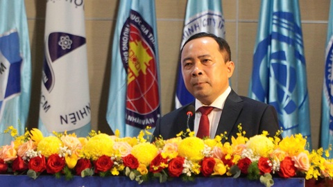 PGS.TS Vũ Hải Quân - giám đốc Đại học Quốc gia TP.HCM - phát biểu tại hội nghị thường niên 2023 - Ảnh: TRẦN HUỲNH PGS.TS Vũ Hải Quân - giám đốc Đại học Quốc gia TP.HCM - phát biểu tại Hội nghị thường niên 2023 - Ảnh: TRẦN HUỲNH