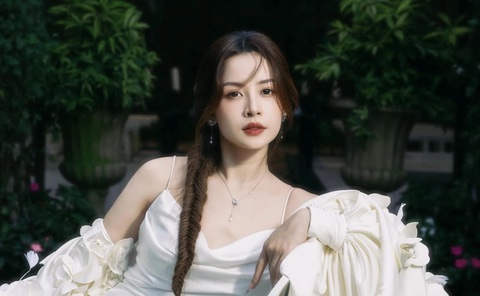 Chi Pu sẽ trình diễn trong Chi Pu sẽ trình diễn trong "Bữa tiệc đêm giao thừa" trên Đài truyền hình vệ tinh Hồ Nam - Ảnh: NVCC