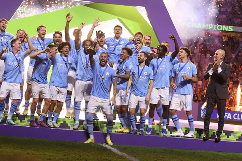 Man City thắng tưng bừng, nâng cúp vô địch FIFA Club World Cup- Ảnh 1. Manchester City lần đầu đăng quang FIFA Club World Cup - Ảnh: TRUNG NGHĨA
