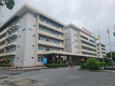 Bệnh viện tư ở Quảng Ngãi từ chối bác sĩ bệnh viện công 'nhảy việc' sang- Ảnh 3. Từ tháng 3-2023, Bệnh viện đa khoa tư nhân Phúc Hưng không tiếp nhận bất kỳ bác sĩ nào từ Bệnh viện Sản Nhi và Bệnh viện Đa khoa tỉnh Quảng Ngãi sang làm việc - Ảnh: T.M.