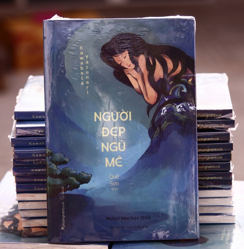 Tác phẩm Người đẹp ngủ mê của Tác phẩm Người đẹp ngủ mê của Kawabata Yasunari - Ảnh: HỒ LAM