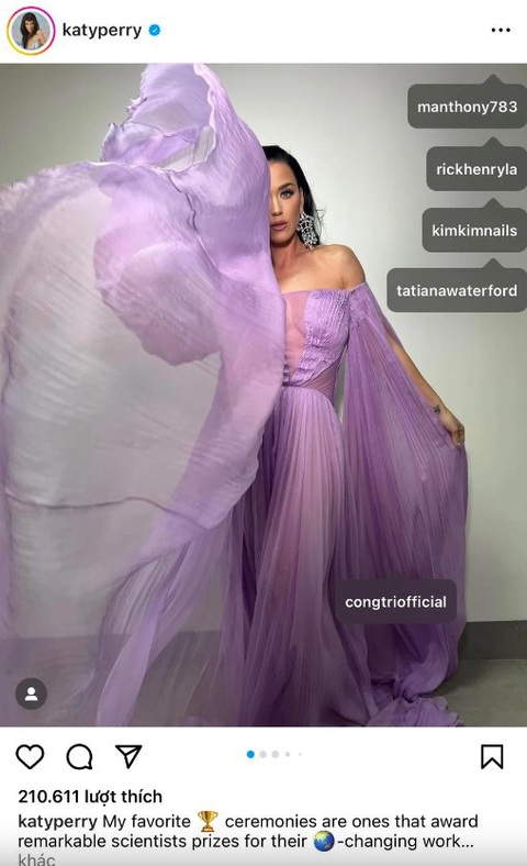 Katy Perry thích thú với trang phục biểu diễn lần này ở Hà Nội khi chia sẻ trên trang cá nhân Katy Perry thích thú với trang phục biểu diễn lần này ở Hà Nội khi chia sẻ trên trang cá nhân