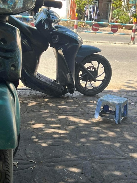 Ảnh vui 24-12: Sự khác biệt giữa đàn ông chưa vợ và có vợ- Ảnh 4. Mệt quá, cho ngả lưng xíu.