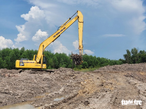 Bà Rịa - Vũng Tàu là trung tâm kinh tế biển quốc gia- Ảnh 4. Thi công cao tốc Biên Hòa- Vũng Tàu đoạn qua tỉnh Bà Rịa - Vũng Tàu - Ảnh: ĐÔNG HÀ