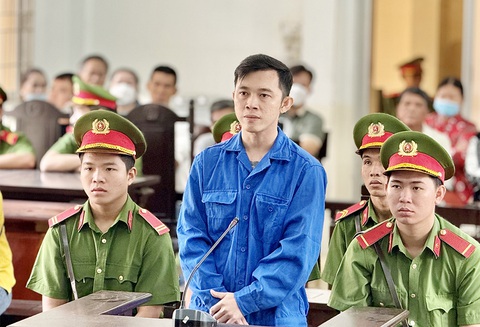 Tử hình kẻ phóng hỏa đốt chết người cãi nhau với mẹ mình- Ảnh 1. Nguyễn Văn Nghĩa bị tuyên tử hình do phóng hỏa đốt chết người - Ảnh: TIẾN VĂN