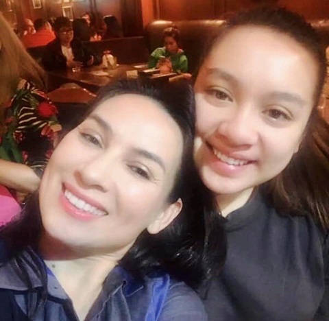 Wendy Phạm chia sẻ hình ảnh Phi Nhung dịp Giáng sinh - Ảnh: Facebook nhân vật Wendy Phạm chia sẻ hình ảnh Phi Nhung dịp Giáng sinh - Ảnh: Facebook nhân vật