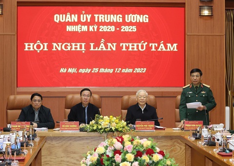 Tổng bí thư Nguyễn Phú Trọng dự Hội nghị Quân ủy Trung ương- Ảnh 2. Đại tướng Phan Văn Giang điều hành hội nghị lần thứ tám - Ảnh: TTXVN