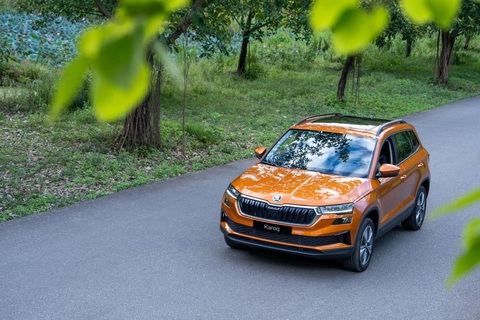 Loạt SUV mới, giá dưới 1 tỉ đồng ra mắt Việt Nam năm 2023: Mazda CX-5 nổi bật nhất- Ảnh 11. Xe sử dụng động cơ 1.4L, công suất 150 mã lực, kết hợp số 8 cấp và dẫn động cầu trước - Ảnh: Đại lý Skoda/Facebook