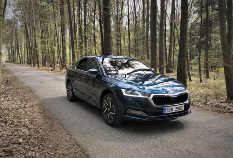 Loạt ô tô lỡ hẹn Việt Nam năm 2023: Hầu hết quanh tầm giá 1 tỉ đồng- Ảnh 2. Skoda Octavia và Superb không ra mắt thị trường Việt Nam trong năm 2023 như kế hoạch ban đầu - Ảnh: Turbo