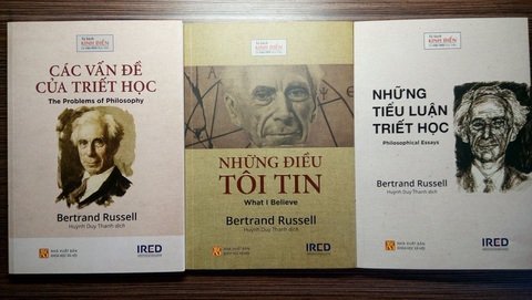 Bộ ba sách triết của triết gia Bertrand Russell (cùng một dịch giả Huỳnh Duy Thanh) đã được Viện IRED xuất bản từ đầu năm 2019 - Ảnh: GĐCC Bộ ba sách triết của triết gia Bertrand Russell do Viện IRED xuất bản từ đầu năm 2019 có công lớn của ông Mai Sơn - Ảnh: GĐCC