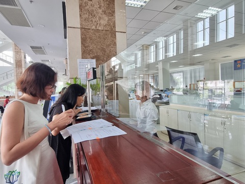 Rà soát 7.000 công ty sử dụng hóa đơn bất hợp pháp, truy thu 463,6 tỉ đồng- Ảnh 1. Ngành thuế đang tích cực rà soát các nguồn thu trong bối cảnh kinh tế khó khăn hiện nay - Ảnh: A.HỒNG
