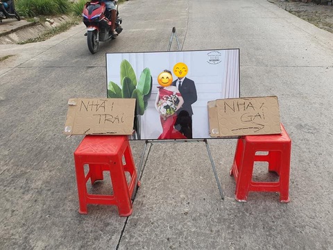Ảnh vui 26-12: Đám cưới nhà người ta lạ lắm!- Ảnh 2. Thích quẹo bên nào thì quẹo!