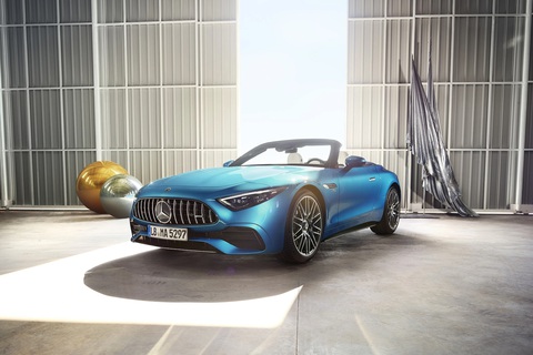 Loạt siêu xe, xe thể thao ra mắt Việt Nam 2023: Đắt nhất gần 40 tỉ đồng- Ảnh 14. Mercedes-AMG SL sở hữu ngôn ngữ thiết kế mềm mại. Đầu xe mới trang bị tản nhiệt Panamericana đi kèm đèn pha LED toàn phần góc cạnh giống CLS - Ảnh: Mercedes-Benz