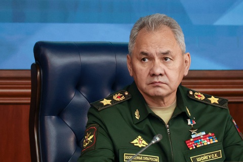 Nga nói đã đạt được mục tiêu 2023, cuộc phản công của Ukraine chấm dứt- Ảnh 1. Bộ trưởng Quốc phòng Nga Sergei Shoigu tại một cuộc họp ngày 19-12 - Ảnh: REUTERS