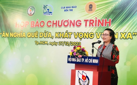 Bà Nguyễn Trúc Hạnh - phó trưởng ban thường trực Ban Tuyên giáo Tỉnh ủy Bến Tre - phát biểu tại họp báo - Ảnh: HOÀI PHƯƠNG Bà Nguyễn Trúc Hạnh - phó trưởng ban thường trực Ban Tuyên giáo Tỉnh ủy Bến Tre - phát biểu tại họp báo - Ảnh: HOÀI PHƯƠNG