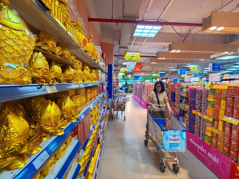 Tung Siêu thị Co.opmart tăng tốc tung ưu đãi lớn mừng tân niên - Ảnh: NHẬT XUÂN