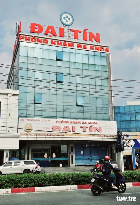 Phòng khám đa khoa Đại Tín tại TP Thủ Dầu Một, tỉnh Bình Dương là một trong các phòng khám bị đình chỉ hoạt động - Ảnh: BÁ SƠN Phòng khám đa khoa Đại Tín tại TP Thủ Dầu Một, tỉnh Bình Dương là một trong các phòng khám bị đình chỉ hoạt động - Ảnh: BÁ SƠN