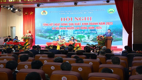 Than Uông Bí sản xuất 2.450 nghìn tấn than năm 2023- Ảnh 1. Than Uông Bí sản xuất 2.450 nghìn tấn than năm 2023- Ảnh 1.